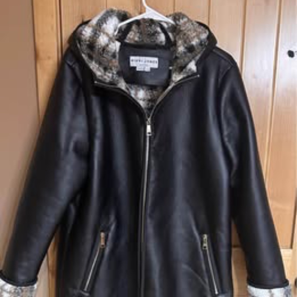 Nikki Jones Montreal Leather Coat Size Large